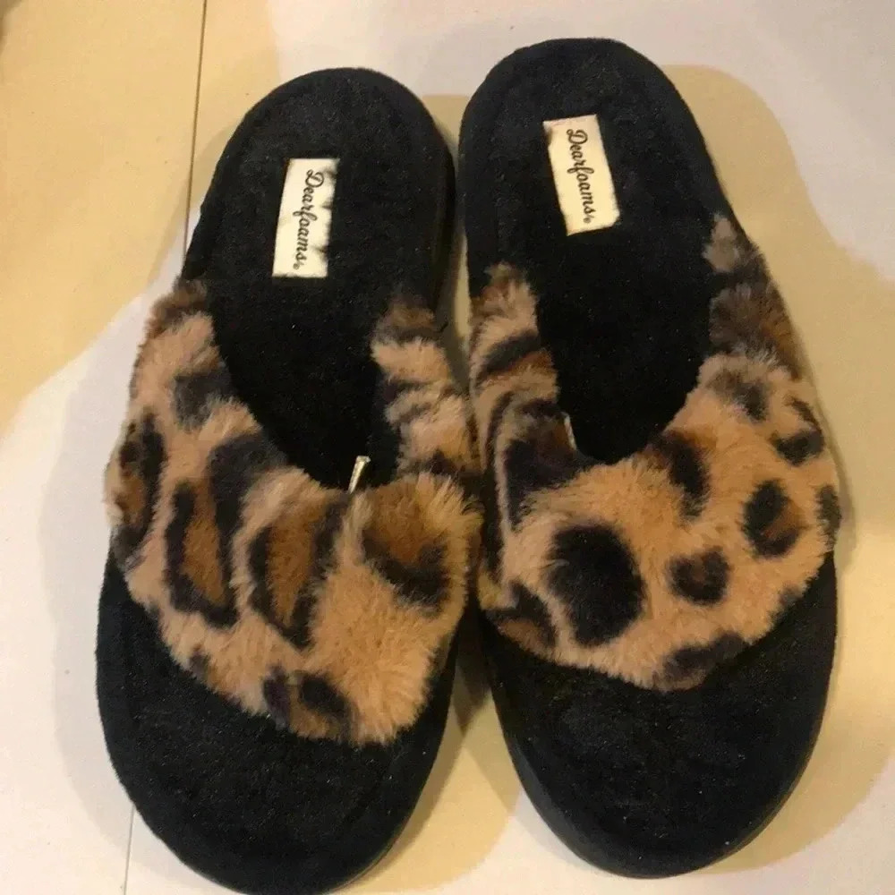 Dearfoams Animal Print Soft Faux Fur Thong Slippers Size Large 9-10